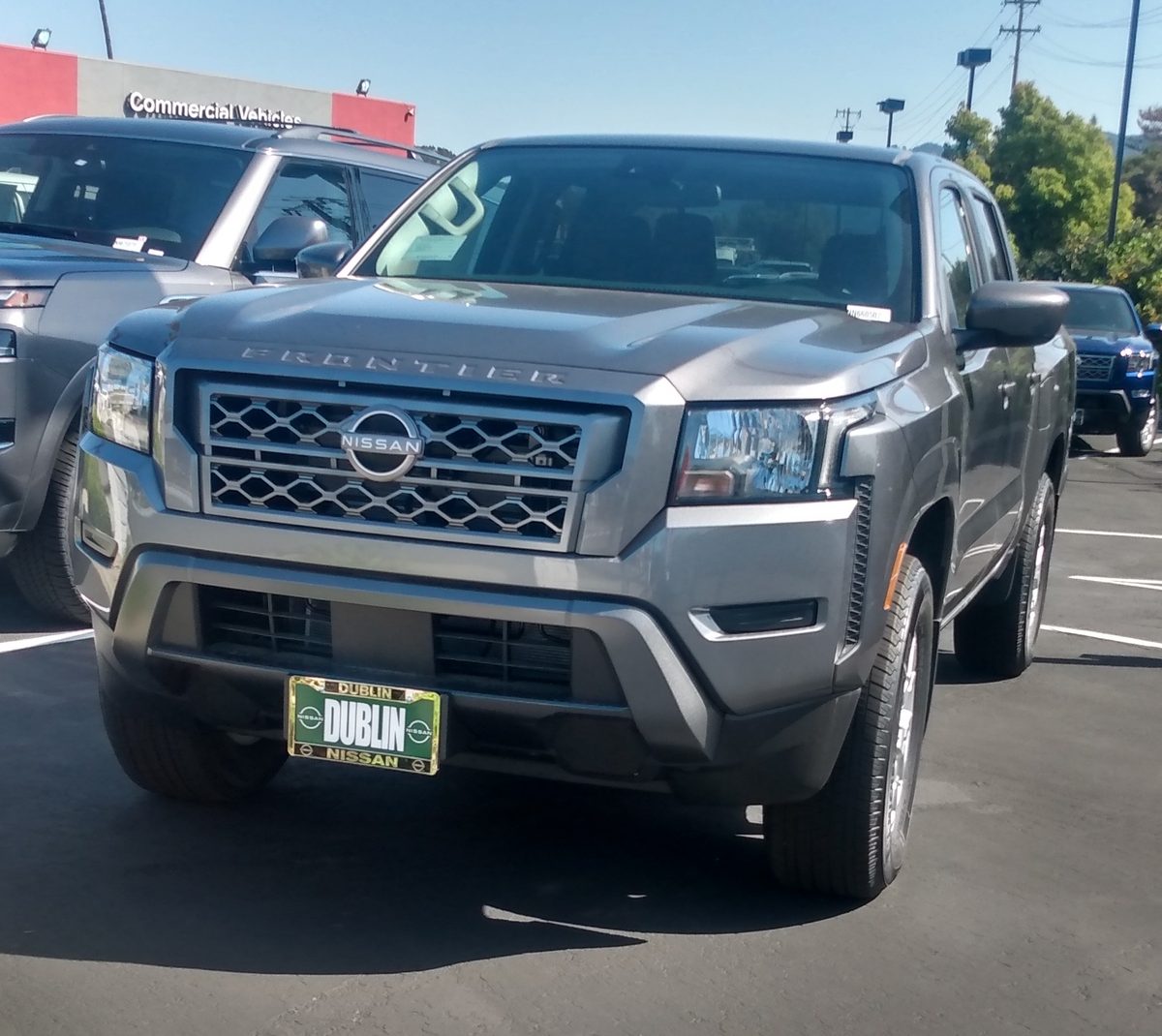 2022 Nissan Frontier SV Crew Cab — photo 3